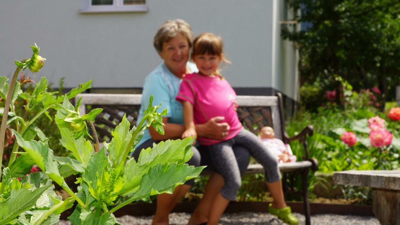 Ferienwohnung Haus Edeltraud Mellau Exterior foto